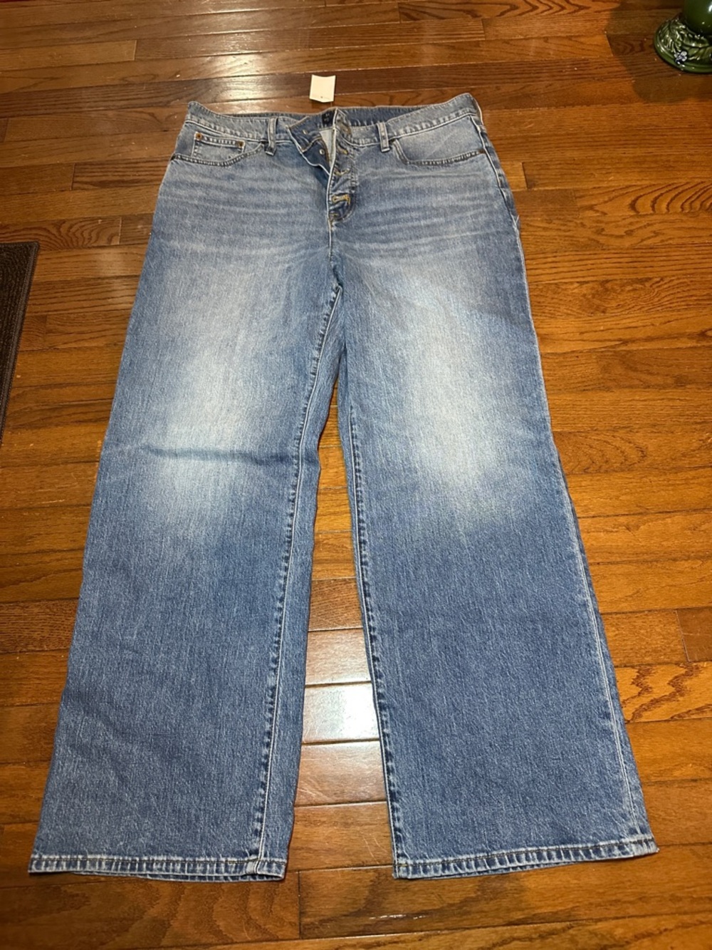NWT J. Crew Full Length
Wide-Leg Jeans Womens Size
32 Button Fly All-Day Stretch